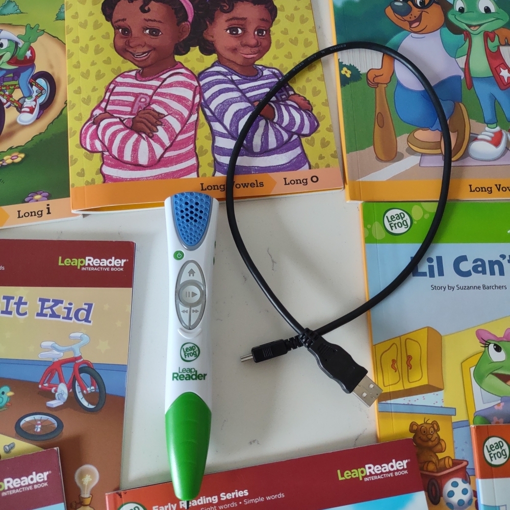 LeapReader Interactive Book Set - Multicolor - Picture 2 of 6